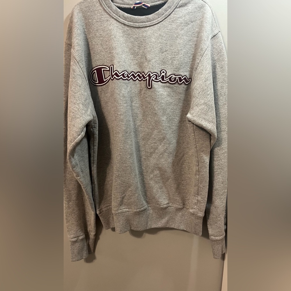 Champion Gray and Red Crewneck Size S